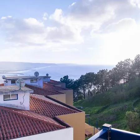 Apartamento Casas & T2 Mathys Nazaré
